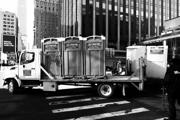 Best Luxury portable toilet rental  in Hooper, NE